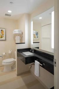 Fairfield Inn & Suites by Marriott New York/Fresh Meadows - 37