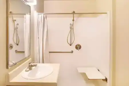 WoodSpring Suites San Antonio South - 6