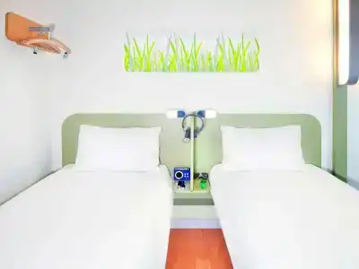 ibis budget Bourges - 3