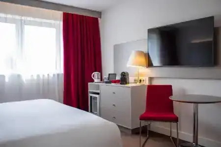 Mercure Tours Nord - 92