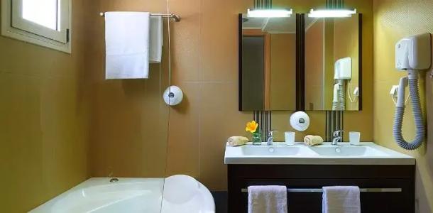 Macaris Suites & Spa - 60