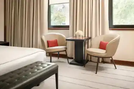 Como The Halkin - 3