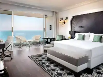 Fairmont Fujairah Beach Resort - 3
