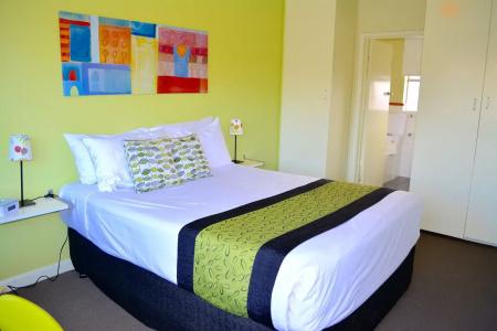 Birches Serviced - 4