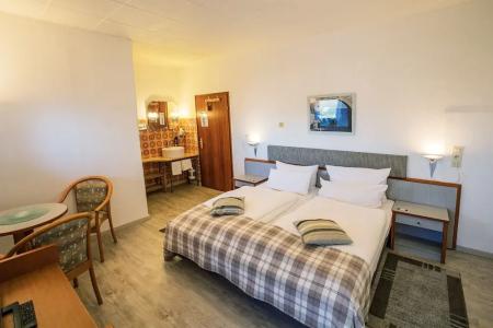 BergWaidmannsheil - 3