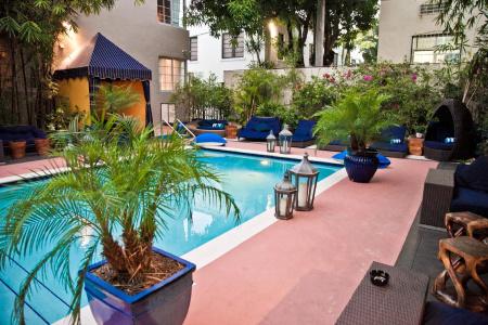 Riviera Suites - 11