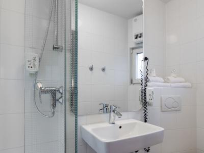 B&B Düsseldorf - Mitte - 8