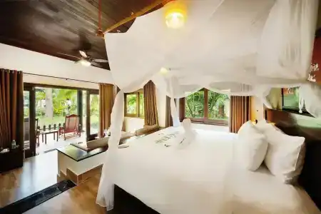 Diamond Bay Resort & Spa - 80