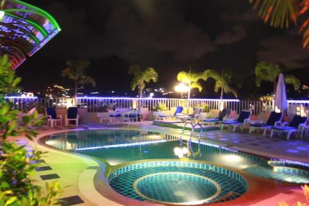 Patong Hemingway's - 15