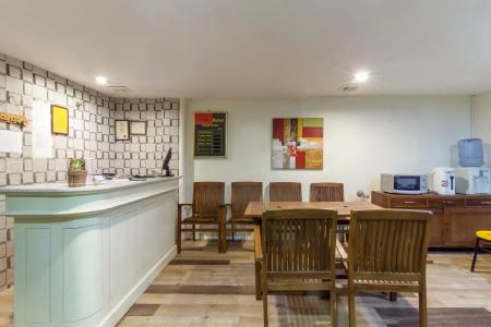 33 Star by The Awinka Group Of Management - 16