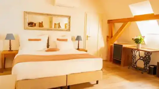Boutique Golden Key - 61