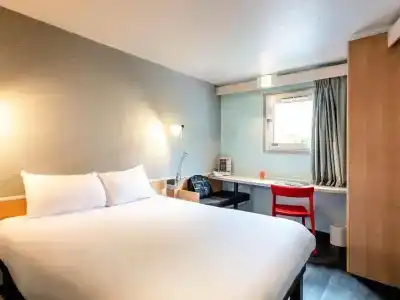 ibis Bourges Centre - 43