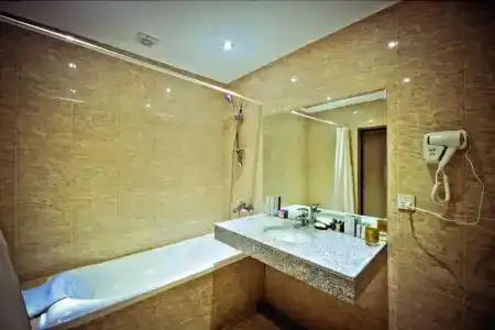Karvan Palace - 3