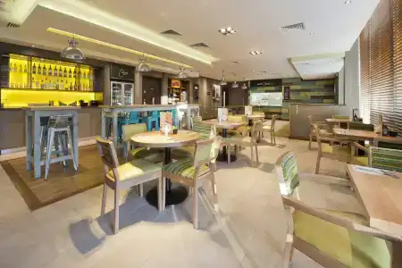 Premier Inn Lewisham - 17