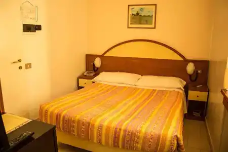Marco's - 3