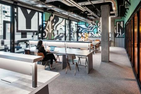 The Social Hub - 20