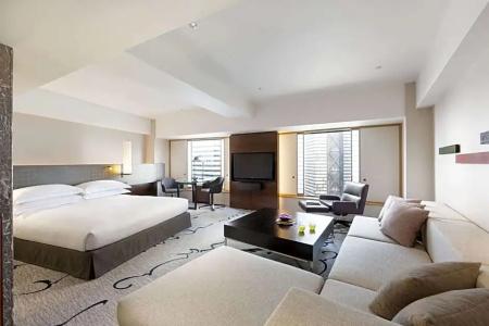 Hilton Tokyo - 53