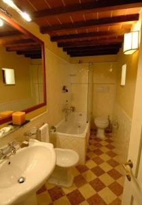 Castello Di Gargonza - 6