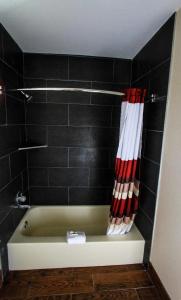 Red Roof Inn Plus+ – Grand Canyon - 51