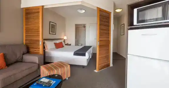 Broadbeach Savannah - 4