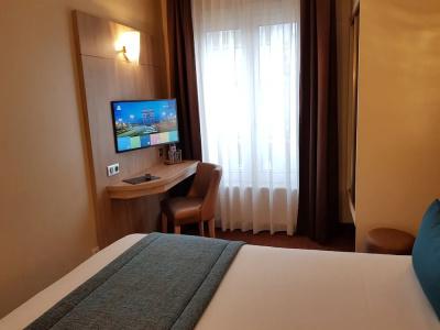 Champerret Elysees - 119