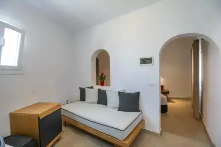 Petinaros - 103