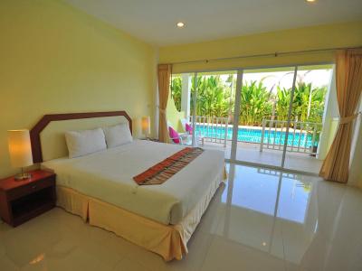 OYO 75361 Phuket Airport Sonwa Resort - 0