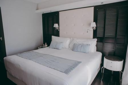1828 Smart Boutique - 35