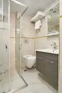 Renzo Istanbul - 8