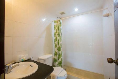 OYO 255 The Ocean Patong - 33