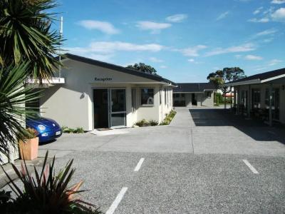 Scenicland Motels - 95