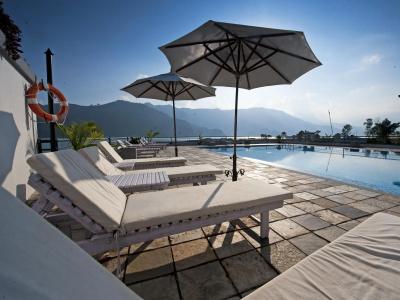 Waterfront by KGH Group - 14