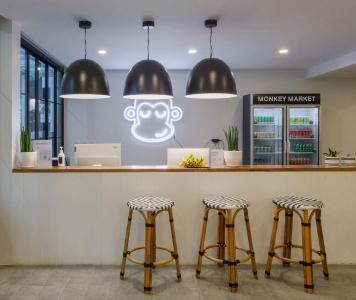 Blu Monkey Hub & Ranong - 0