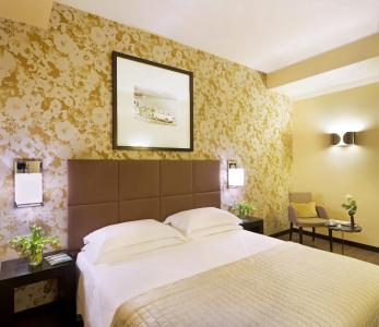 Starhotels Majestic - 2