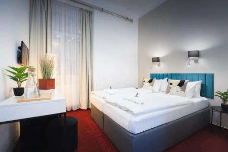 Maverick Hostel & Ensuites - 2