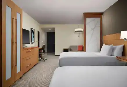 Hyatt Place Denver Downtown - 4