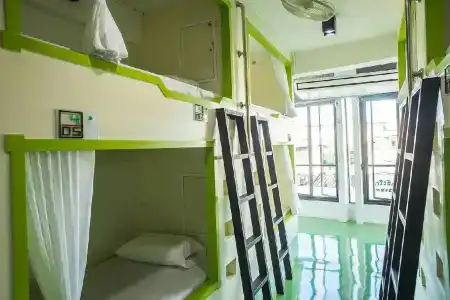The Port Hostel - 4