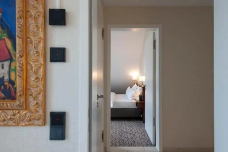 Advastay By King's - 94