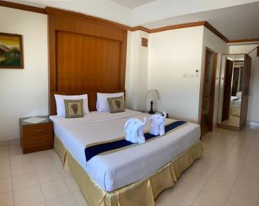 Seaview Sriracha - 28