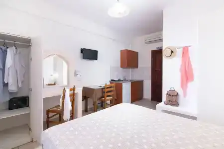 Mandilaria Studios - 79