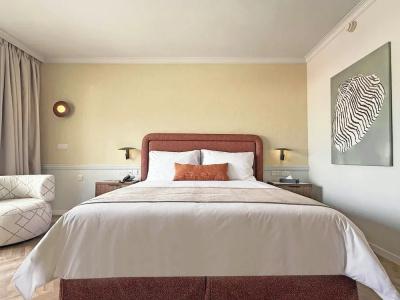 Louis Imperial Beach - 39
