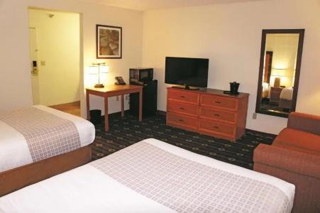 La Quinta Inn by Wyndham North - 15