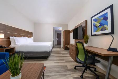 Holiday Inn Express & Suites - St. Petersburg - Madeira Beach, an IHG - 78