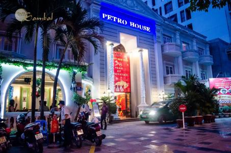 Petro House - 0