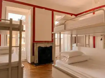 SafeStay - 3