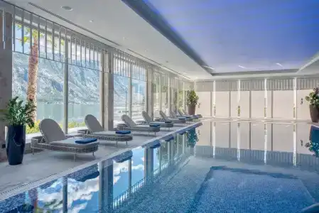 Blue Kotor Bay Premium Spa Resort - 16