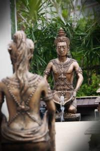 Tachawan & Restaurant - 22