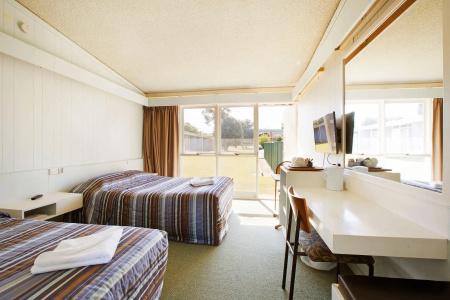 Sunnybank - 22
