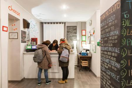 Tomato Backpackers - 21