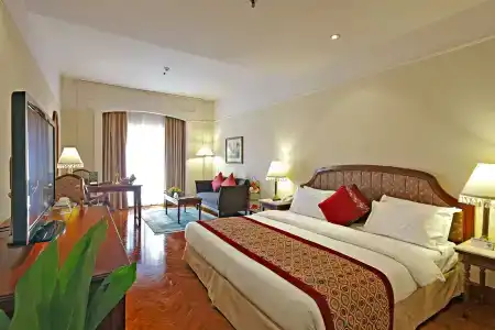 Radisson - 38